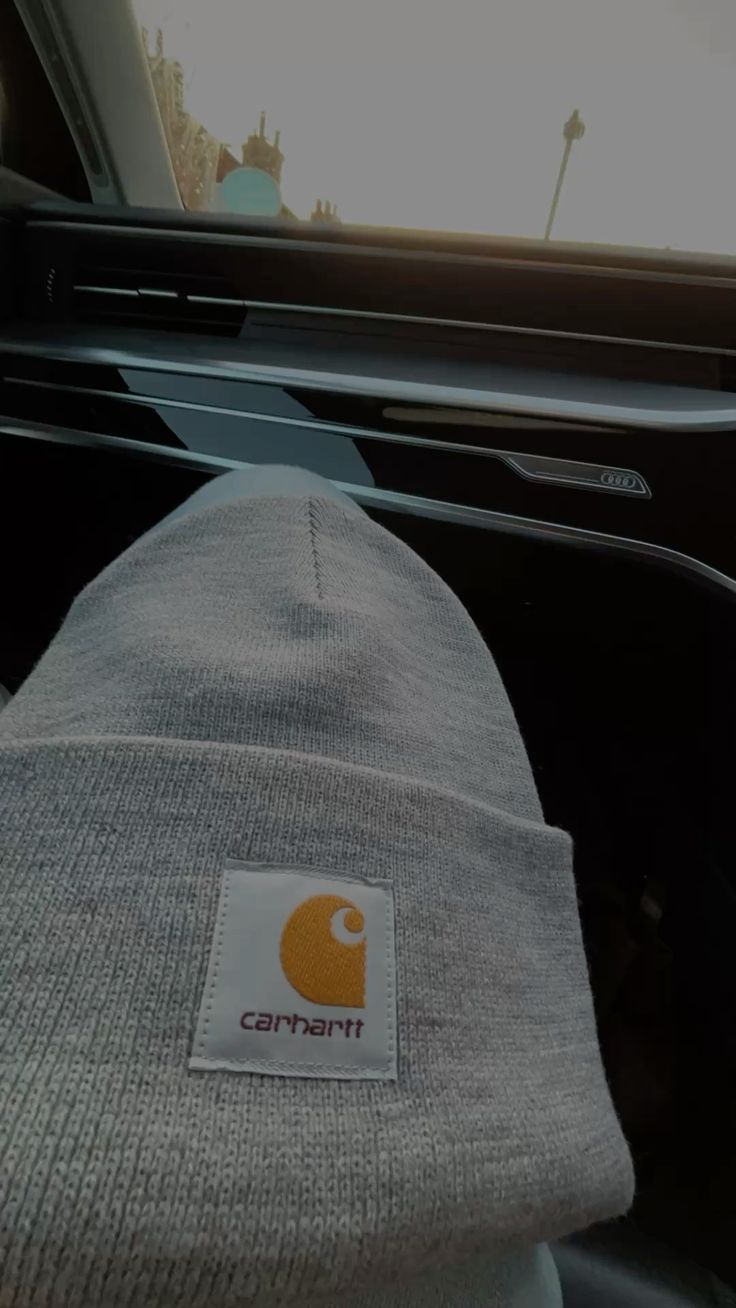 Carhartt Beanies - Vintage Dodavatel