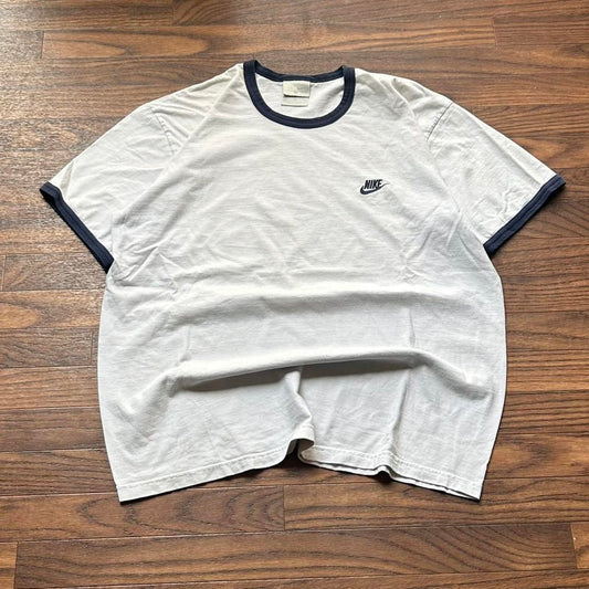 Nike Trička - Vintage dodavatel